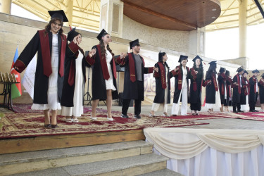 ADPU-nun Quba filialında 31-ci məzun buraxılışı münasibətilə təntənəli mərasim keçirilib.