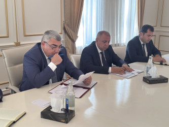 Vətəndaşlarla birbaşa ünsiyyətin davamlı olaraq həyata keçirilməsi diqqət mərkəzində saxlanılır.