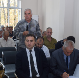 Quba Rayon İcra Hakimiyyətinin başçısı İlqar Mahmudov Digah kəndində səyyar vətəndaş qəbulu keçirib.