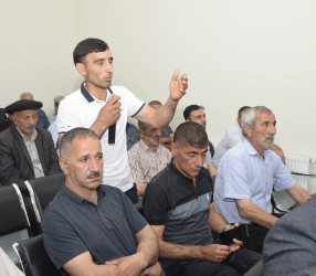 Qonaqkənd qəsəbəsində səyyar vətəndaş qəbulu keçirilib.