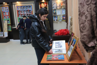 “Vətən uğrunda canından keçənlər” mövzusunda anım tədbiri keçirilmişdir.