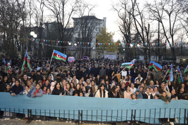 Qubada Şanlı Zəfərin beşinci ildönümü münasibətilə möhtəşəm bayram konserti keçirilib.