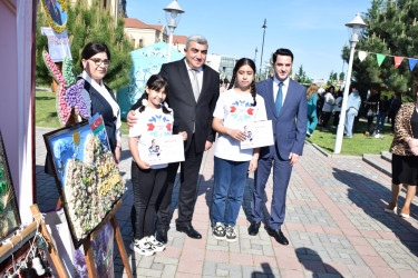 Quba şəhərində “Mən fəxr edirəm ki, Azərbaycanlıyam” adlı II Beynəlxalq folklor rəqs və yaradıcılıq festivalı keçirilib.