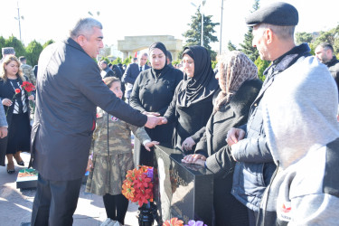 Zəfər Günündə rayonun Şəhidlər Xiyabanı ziyarət olundu.