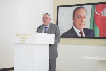 “Ulu Öndər Heydər Əliyev Azərbaycan multikulturalizminin siyasi banisi - 100” mövzusunda seminar keçirilmişdir.