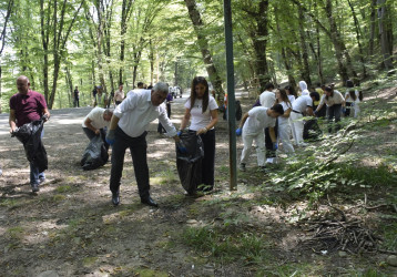 Quba rayonunda növbəti təmizlik aksiyası keçirildi.