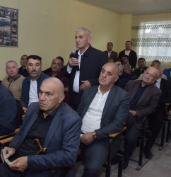 Rayon İcra Hakimiyyətinin başçısı Quba rayonunun Paşaoba kəndində vətəndaşların səyyar qəbulunu keçirib.