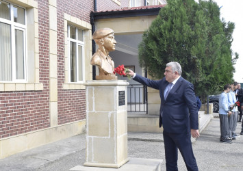 İspik kəndində səyyar vətəndaş qəbulu keçirilib.