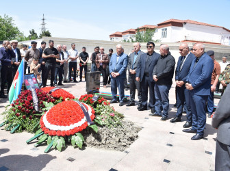 Şəhid Elşən Ərzumanovun üç mərasimi təşkil olunub.