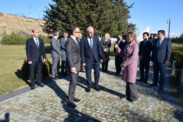 Dini Qurumlarla İş üzrə Dövlət Komitəsinin sədri Qubada vətəndaşların qəbulunu keçirib.