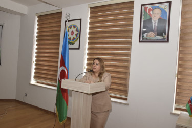 Quba Rayon Tarix-Diyarşünaslıq Muzeyinin akt zalında 44 günlük Vətən Müharibəsi şəhidi Hacıyev Aydəmir Sənan oğlunun xatirəsinə həsr olunmuş tədbir keçirilmişdir.