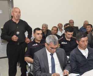 Qonaqkənd qəsəbəsində səyyar vətəndaş qəbulu keçirilib.