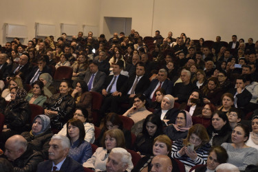 Qubada Ümummilli Lider Heydər Əliyevin anadan olmasının 103-cü ildönümünə həsr olunmuş konsert proqramı keçirilib.