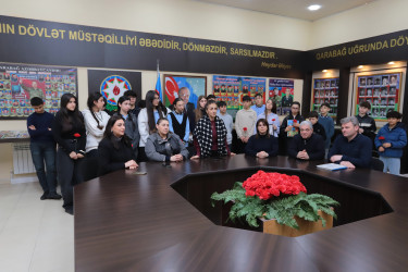 “Vətən uğrunda canından keçənlər” mövzusunda anım tədbiri keçirilmişdir.