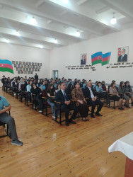 “Sağlam gənclik sağlam cəmiyyətin əsasıdır” adlı maarifləndirci seminar keçirilmişdir.