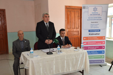 Qalayxudat kəndində səyyar vətəndaş qəbulu keçirilib.