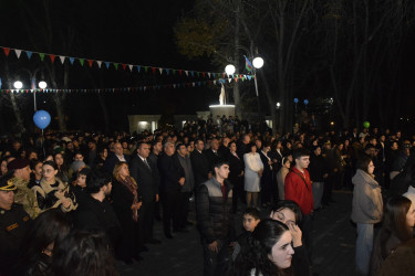 Qubada Şanlı Zəfərin beşinci ildönümü münasibətilə möhtəşəm bayram konserti keçirilib.