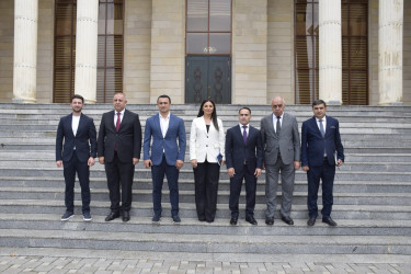 Rayon İcra Hakimiyyətində Azərbaycan Güləş Federasiyasının rəhbərliyi və Olimpiya çempionları ilə görüş keçirilib.