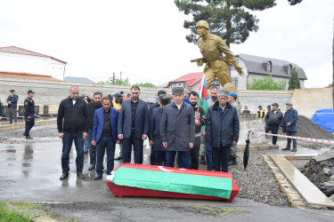 Birinci Qarabağ müharibəsində itkin düşmüş şəhid Elşən Ərzumanovun dəfn mərasimi olub.