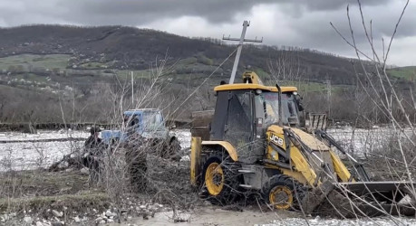 Quba rayonunda yağan güclü və aramsız yağışlar nəticəsində yaranmış sel sularının yaratdığı fəsadlar yerindəcə araşdırılır və aradan qaldırılır.