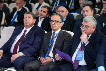 Dini Qurumlarla İş üzrə Dövlət Komitəsinin təşkilatçılığı ilə Quba şəhərində “Dini ekstremizmə qarşı mübarizə və müasir çağırışlar” mövzusunda regional konfrans öz işinə başlayıb.
