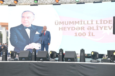 Ümummilli Lideri Heydər Əliyevin anadan olmasının 100 illiyi münasibətilə konsert proqramı təşkil edilmişdir.