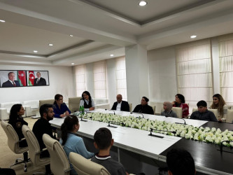 Uşaq hüquqlarının qorunması ilə əlaqədar “Gələcəyin sahibləri” mövzusunda tədbir keçirilib.