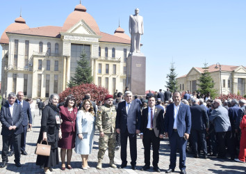 Qubada Ümummilli Lider Heydər Əliyevin anadan olmasının 103-cü ildönümü qeyd olunub.