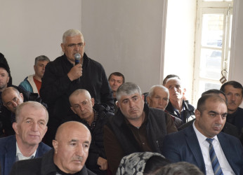 Üçgün kəndində səyyar vətəndaş qəbulu keçirilib.