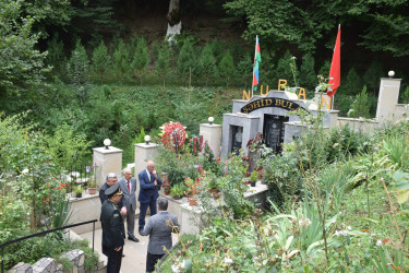 Rayon İcra Hakimiyyətinin başçısı İlqar Mahmudov Küsnət kəndində səyyar vətəndaş qəbulu keçirilib.