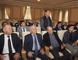 Qubada kənd təsərrüfatı, balıqçılıq və akvakultura məhsullarının istehsalı və emalı sahələrinin inkişafı ilə bağlı sahibkarlarla görüş keçirilib.