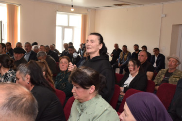 İlqar Mahmudov Susay kəndində vətəndaşların səyyar qəbulunu keçirmişdir.