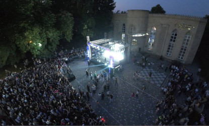 Qubada “Xalq konserti” layihəsi çərçivəsində Rəqsanə İsmayılovanın iştirakı ilə konsert proqramı təşkil olunub.