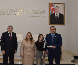 Yeni Azərbaycan Partiyası Quba rayon təşkilatı tərəfindən bu il gənclər arasında Ümumilli Lider Heydər Əliyev irsinin öyrənilməsi ilə bağlı məşğələlərə yekun vurulub.