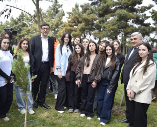 “Şəhərsalma və Memarlıq İli” çərçivəsində Qubada növbəti ağacəkmə aksiyası keçirilib.