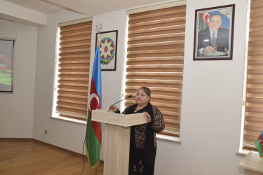 Quba Rayon Tarix-Diyarşünaslıq Muzeyinin akt zalında 44 günlük Vətən Müharibəsi şəhidi Hacıyev Aydəmir Sənan oğlunun xatirəsinə həsr olunmuş tədbir keçirilmişdir.