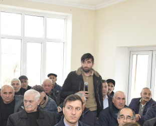 Xucbala kəndində səyyar vətəndaş qəbulu keçirilib.