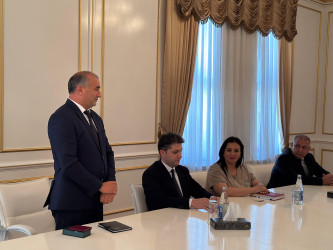 Quba Rayon İcra Hakimiyyətində medal təqdimetmə mərasimi keçirilib