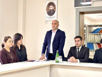 “Uşaq hüquqlarının müdafiəsi üzrə ayrı-ayrı sahələrdə mütəxəssis hazırlığının təmin edilməsi “ istiqamətində dəyirmi masa ətrafında maarifləndirici təlim keçirilmişdir.