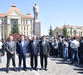 Qubada Ümummilli Lider Heydər Əliyevin anadan olmasının 103-cü ildönümü qeyd olunub.