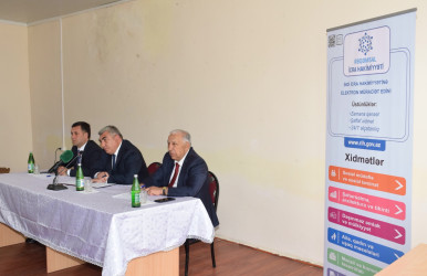 İlqar Mahmudov Susay kəndində vətəndaşların səyyar qəbulunu keçirmişdir.