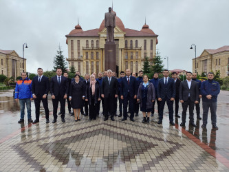 Azərbaycan energetiklərinin peşə bayramı günü qeyd edildi.