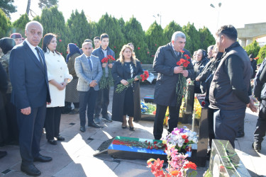 Zəfər Günündə rayonun Şəhidlər Xiyabanı ziyarət olundu.