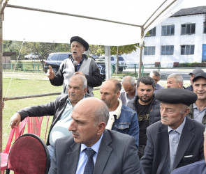 Rayon İcra Hakimiyyətinin başçısı tərəfindən növbəti səyyar vətəndaş qəbulu keçirilib.