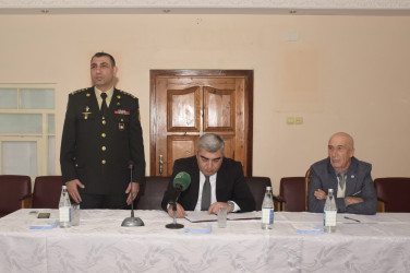 Qırmızı Qəsəbə qəsəbəsində səyyar vətəndaş qəbulu keçirilib.