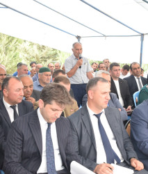 Küpçalqışlaq kəndində vətəndaşlarla səyyar qəbul keçirilib.