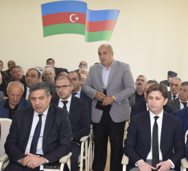 Çartəpə kəndində səyyar vətəndaş qəbulu keçirilib.