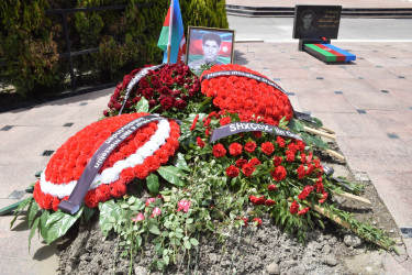 Şəhid Elşən Ərzumanovun üç mərasimi təşkil olunub.