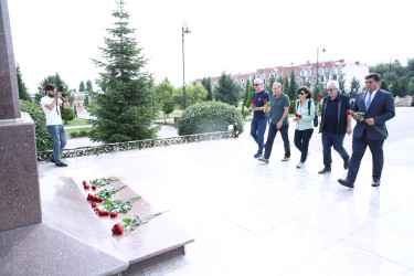 Rayon İcra Hakimiyyətinin başçısı İlqar Mahmudov Azərbaycan Dövlət Pedaqoji Universitetinin prorektoru, professor Asəf Zamanov, Azərbaycan Dövlət Pedaqoji Universitetinin, İstanbul Ticarət Universitetinin, İstanbul Texniki Universitetinin professor və müəllim heyəti  ilə görüş keçirmişdir.