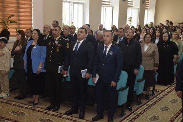 Vətən müharibəsi şəhidi, kapitan Məlikov Aqil Niyaz oğlunun xatirəsinə həsr olunmuş “Vətənə sədaqətin və hərbi şərəfin rəmzi olan həyat: Şəhid kapitan Aqil Məlikovun qəhrəmanlıq yolu” adlı anım tədbiri keçirilmişdir.